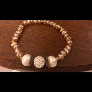 Swarovski pearl bracelet. Genuine pearls.